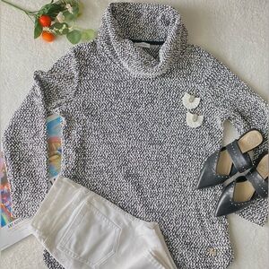 Calvin Klein textured knit cowl neck sweater medium
